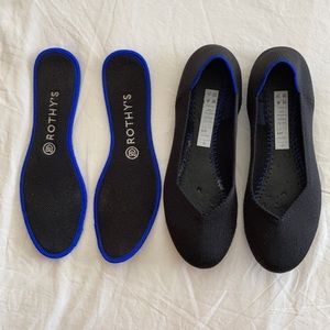 Rothy’s round toe black flats size 9